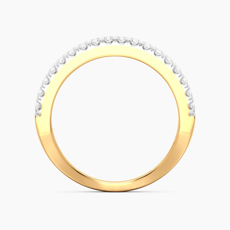 Lab-Grown  Gleaming Round Diamond Band Ring
