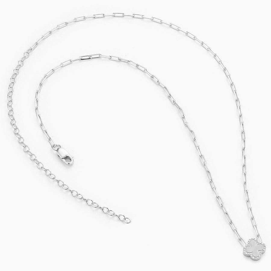 Classic Bloom Pendant Necklace