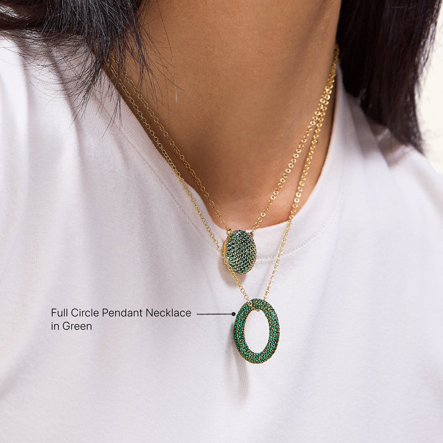 Hello Ella Full Circle Pendant Necklace in Green